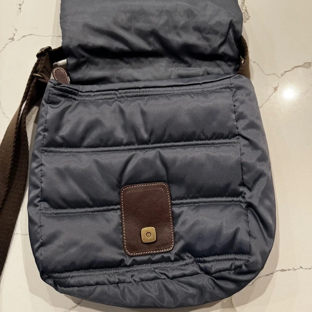 Eddie Bauer Down Guide Bag Dark Smoke Gray Quilted Puffer Crossbody 1137 NEW